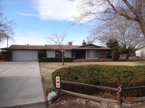 21181 Pine Ridge Ave, Apple Valley, CA 92307 photo 1