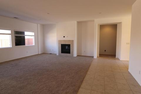 14327 Sun Valley St, Adelanto, CA 92301 photo 6