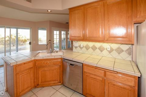 12430 Beekley Rd, Phelan, CA 92371 photo 14