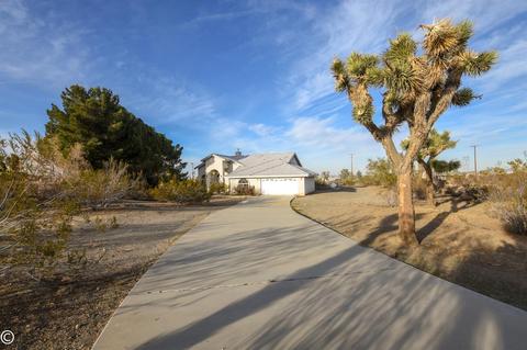 12430 Beekley Rd, Phelan, CA 92371 photo 52