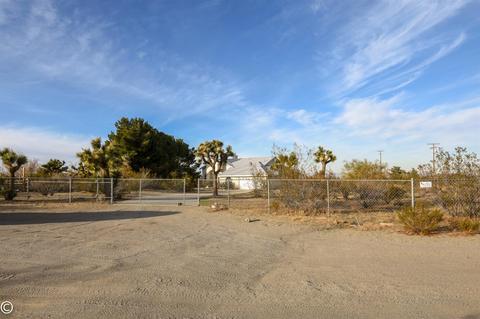 12430 Beekley Rd, Phelan, CA 92371 photo 3