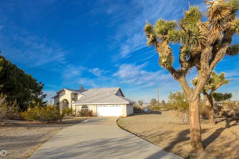 12430 Beekley Rd, Phelan, CA 92371 photo 1