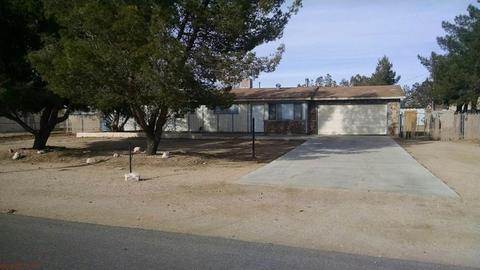 22320 Miramot Rd, Apple Valley, CA 92308 photo 1