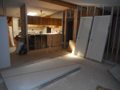 32180 Richard Rd, Lucerne Valley, CA 92356 photo 5
