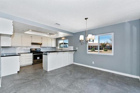 Undisclosed, Apple Valley, CA 92308 photo 8
