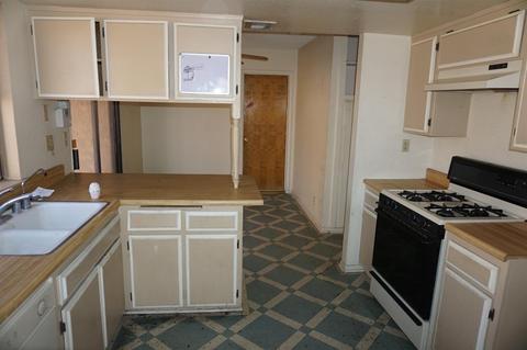 1287 Joshua Tree Dr, Barstow, CA 92311 photo 10