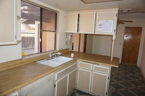 1287 Joshua Tree Dr, Barstow, CA 92311 photo 11