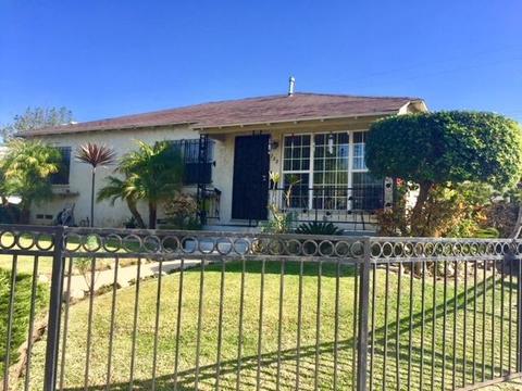 732 Caswell Ave S, Compton, CA 90220 photo 2
