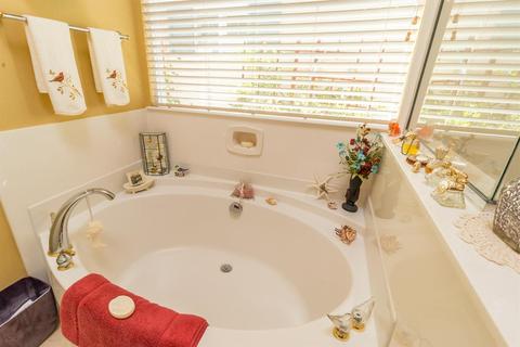 Undisclosed, Apple Valley, CA 92308 photo 23