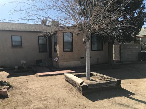 408 E Buena Vista St, Barstow, CA 92311 photo 2