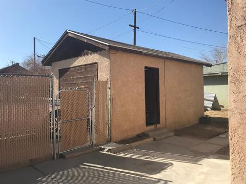 408 E Buena Vista St, Barstow, CA 92311 photo 17
