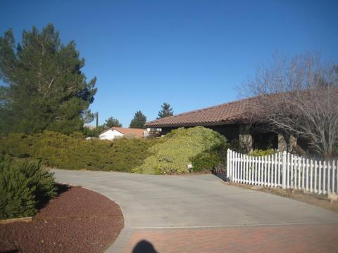 20165 Eyota Rd, Apple Valley, CA 92308 photo 4