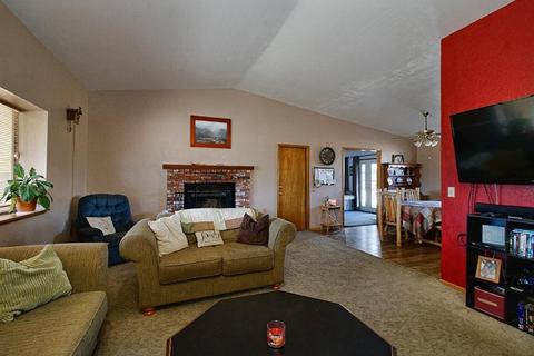 22638 South Rd, Apple Valley, CA 92307 photo 4