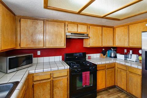 22638 South Rd, Apple Valley, CA 92307 photo 9