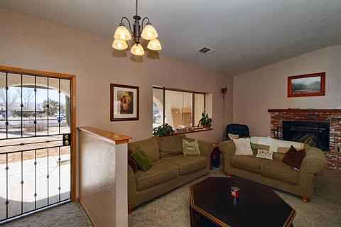 22638 South Rd, Apple Valley, CA 92307 photo 5