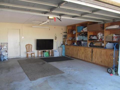 19031 Vine St, Hesperia, CA 92345 photo 10