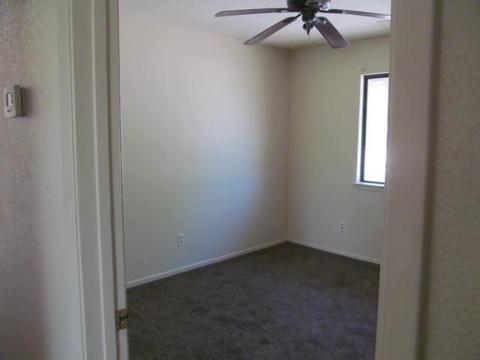 19031 Vine St, Hesperia, CA 92345 photo 13