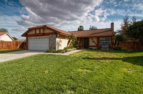 2905 Cody Ct, Riverside, CA 92503 photo 2