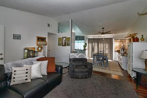 2905 Cody Ct, Riverside, CA 92503 photo 9