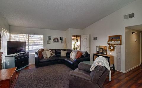 2905 Cody Ct, Riverside, CA 92503 photo 8