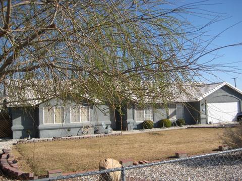 15794 Willow St, Hesperia, CA 92345 photo 1