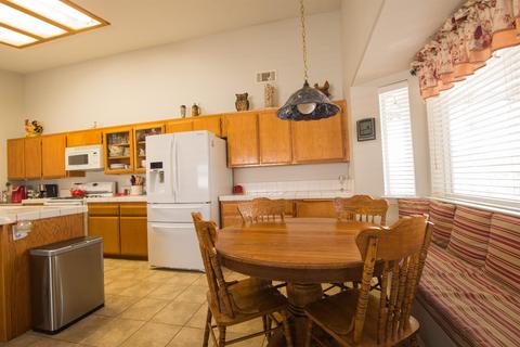 7174 Amanda Way, Hesperia, CA 92345 photo 15