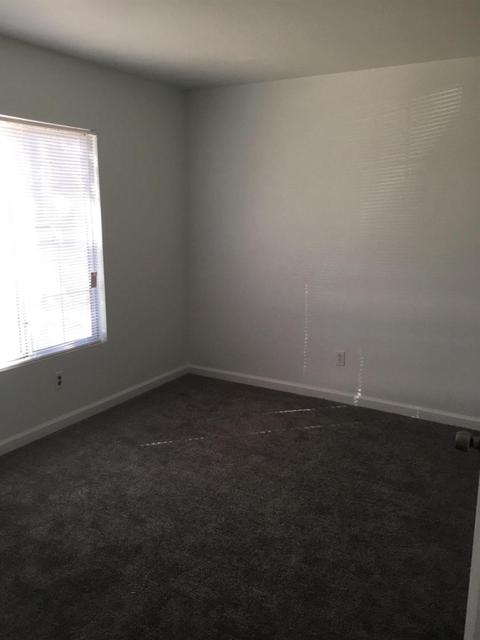 14633 Kelly St, Adelanto, CA 92301 photo 12