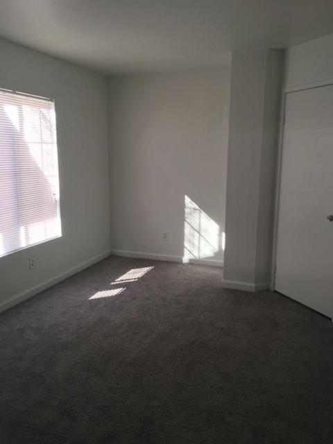 14633 Kelly St, Adelanto, CA 92301 photo 2