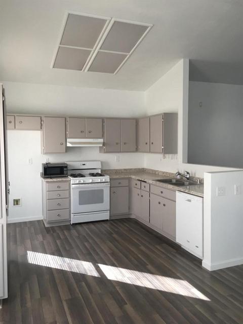 14633 Kelly St, Adelanto, CA 92301 photo 5
