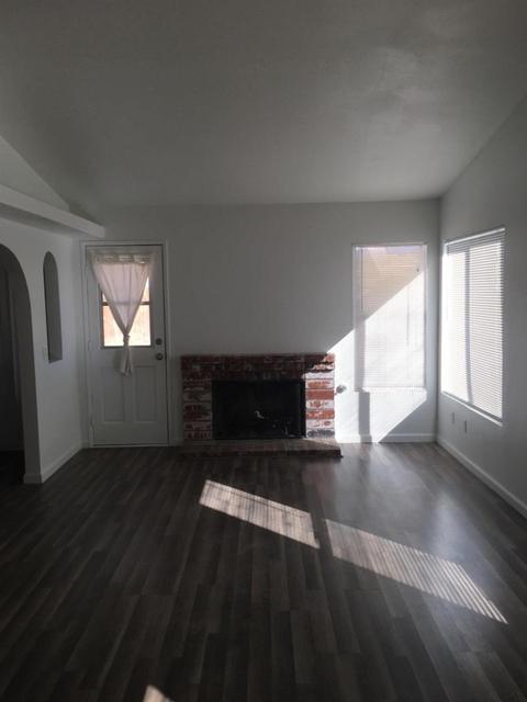14633 Kelly St, Adelanto, CA 92301 photo 7
