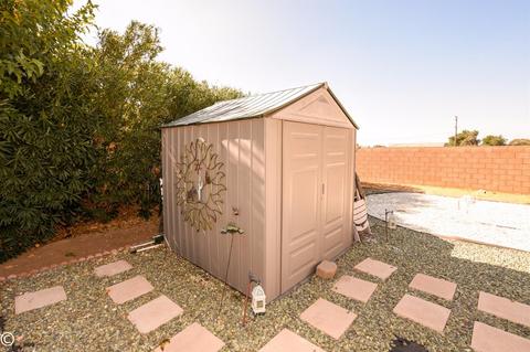 7566 Windsor Ave, Hesperia, CA 92345 photo 57