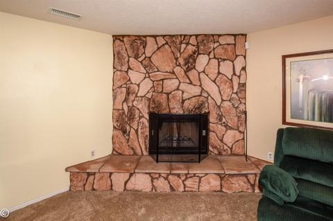 7566 Windsor Ave, Hesperia, CA 92345 photo 16