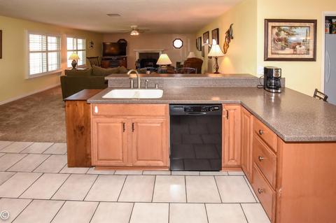 7566 Windsor Ave, Hesperia, CA 92345 photo 28