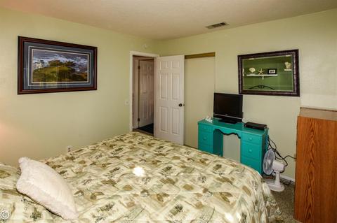 7566 Windsor Ave, Hesperia, CA 92345 photo 35
