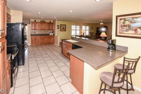 7566 Windsor Ave, Hesperia, CA 92345 photo 23