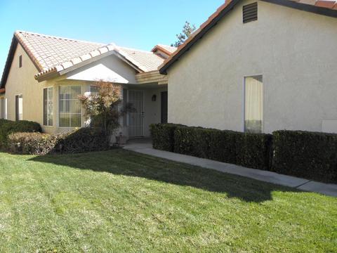 11521 Oak St, Apple Valley, CA 92308 photo 1