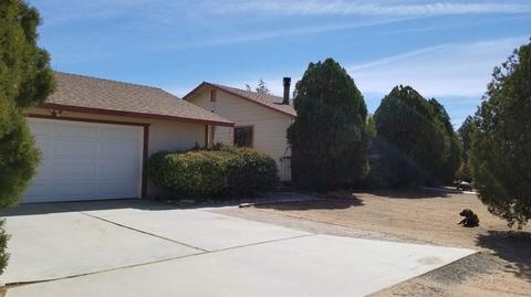 23477 Little Teepee Rd, Apple Valley, CA 92307 photo 3