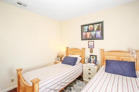 Undisclosed, Apple Valley, CA 92307 photo 21