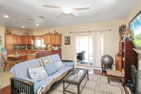 Undisclosed, Apple Valley, CA 92307 photo 15