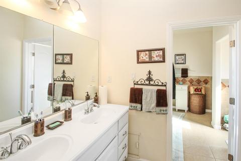 Undisclosed, Apple Valley, CA 92307 photo 30