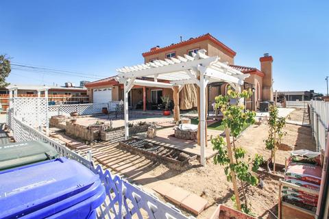 Undisclosed, Apple Valley, CA 92307 photo 38