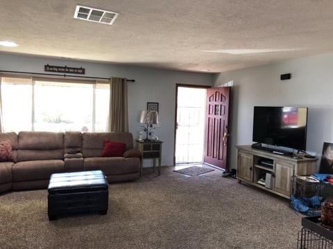 11037 Saratoga Rd, Apple Valley, CA 92308 photo 5