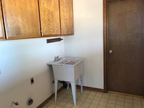 8195 Pismo Ave, Hesperia, CA 92345 photo 9