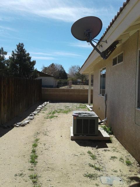 9581 Conicera Ct, Phelan, CA 92371 photo 3