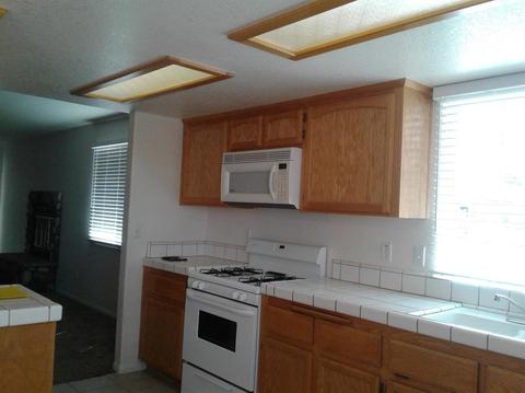 9581 Conicera Ct, Phelan, CA 92371 photo 7