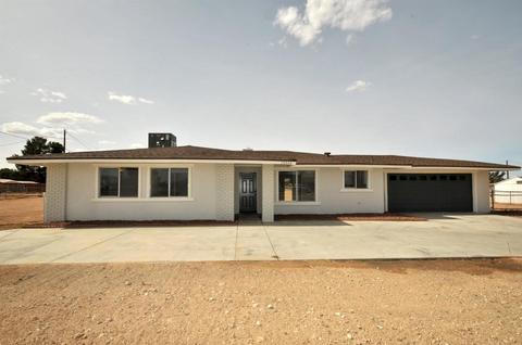 15350 Erie Rd, Apple Valley, CA 92307 photo 1