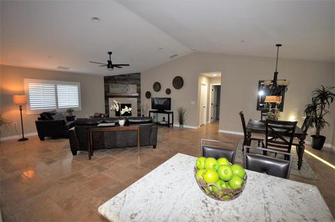 16070 Ash St, Hesperia, CA 92345 photo 4
