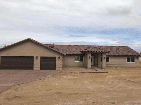 16070 Ash St, Hesperia, CA 92345 photo 1