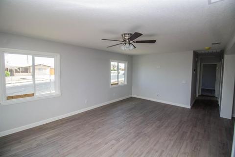 15038 Tatum Rd, Victorville, CA 92395 photo 6