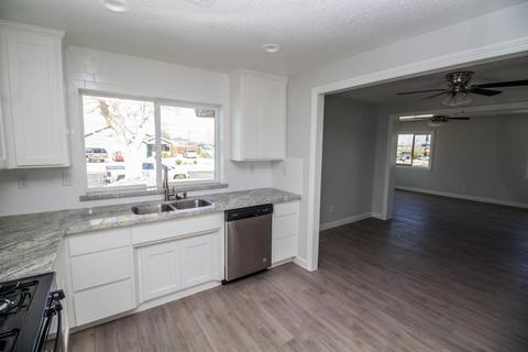 15038 Tatum Rd, Victorville, CA 92395 photo 9
